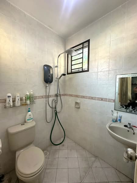 Semi-Detached House for Sale in Taman Desa Tebrau (Tebrau) - CS Tan - Bathroom - PropertyGuru.com.my