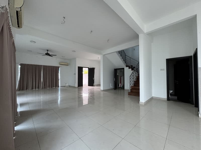 Semi-Detached House for Sale in Cyberjaya (Selangor) - Alan Lai - Living Room - PropertyGuru.com.my