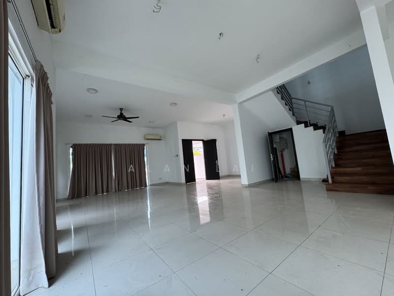 Semi-Detached House for Sale in Cyberjaya (Selangor) - Alan Lai - Living Room - PropertyGuru.com.my