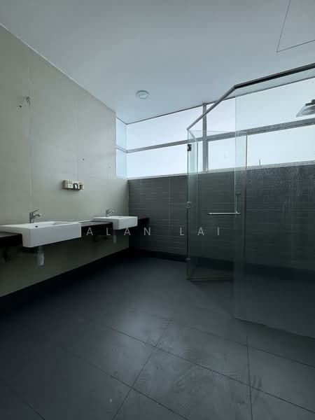 Semi-Detached House for Sale in Cyberjaya (Selangor) - Alan Lai - Bathroom - PropertyGuru.com.my