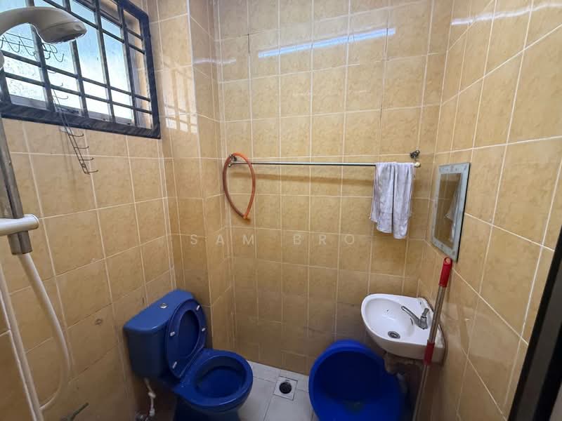 2-storey Terraced House for Sale in Taman Setia Indah (Tebrau) - Sam Bro - Bathroom - PropertyGuru.com.my