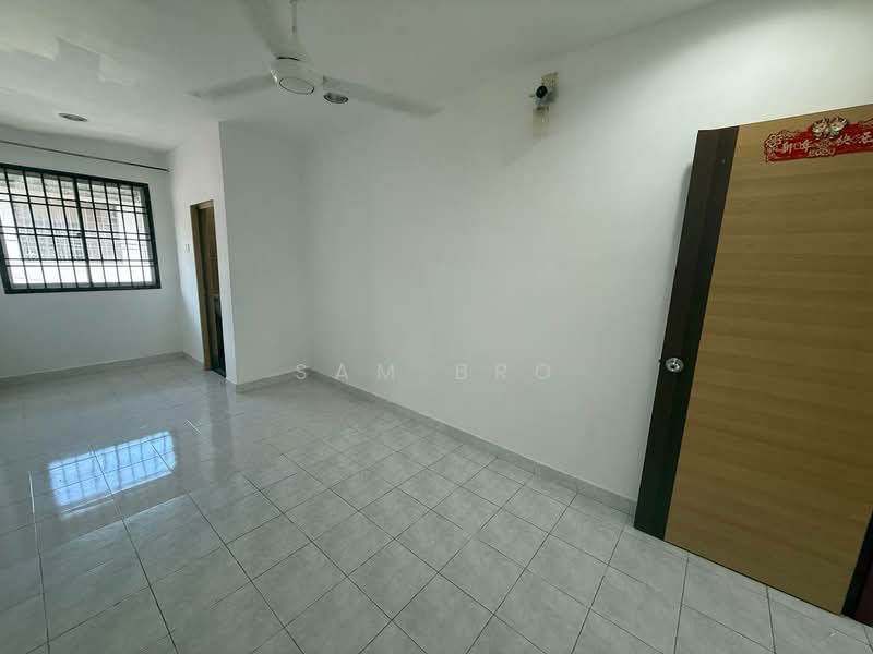 2-storey Terraced House for Sale in Taman Setia Indah (Tebrau) - Sam Bro - Interior - PropertyGuru.com.my