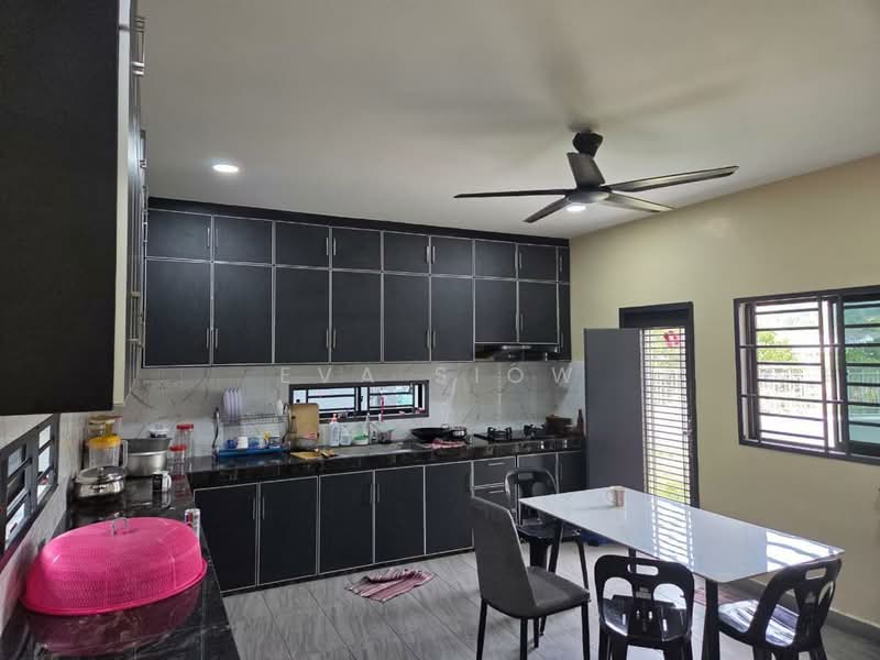 2-storey Terraced House for Sale in Kangkar Pulai (Skudai) - Eva Siow - Kitchen - PropertyGuru.com.my