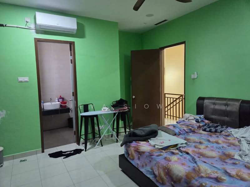 2-storey Terraced House for Sale in Kangkar Pulai (Skudai) - Eva Siow - Bedroom - PropertyGuru.com.my