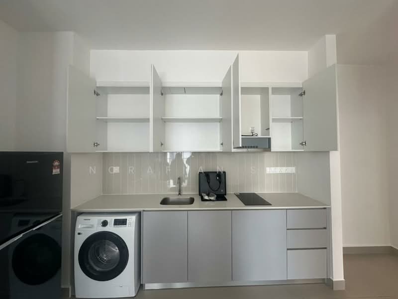 Servis Apartment untuk Disewa di SWNK Houze @ BBCC - Norafian SMH - Kitchen - PropertyGuru.com.my