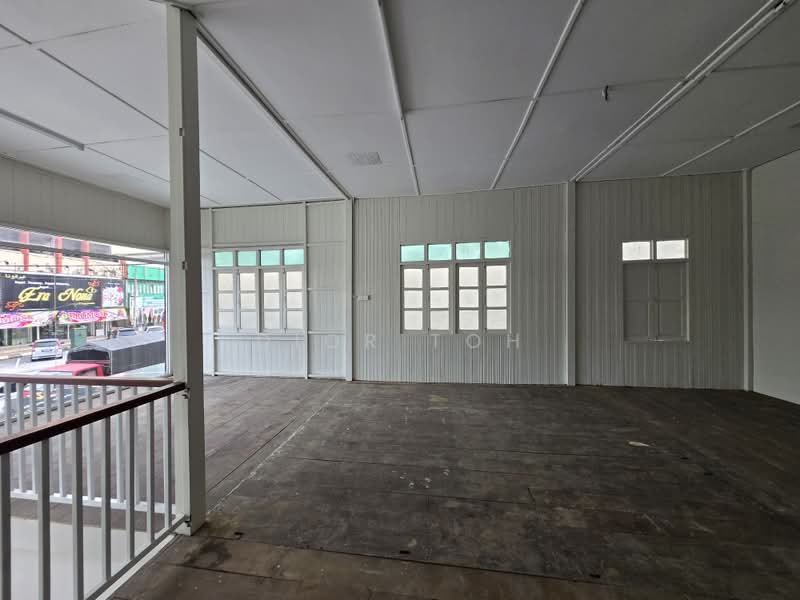 Shop / Office for Rent in Kuala Terengganu (Terengganu) - Dior Toh - Interior - PropertyGuru.com.my