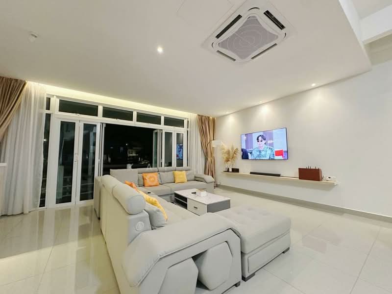 Twin Villa for Rent in Johor Bahru (Johor) - Kai Jing - Living Room - PropertyGuru.com.my