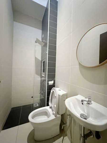 Twin Villa for Rent in Johor Bahru (Johor) - Kai Jing - Bathroom - PropertyGuru.com.my