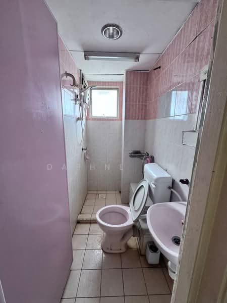 Condominium for Sale at Danau Idaman - Daphne Lim - PropertyGuru.com.my