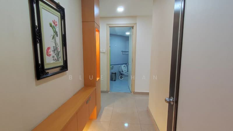 Condominium for Rent at The Straits View Condominium - Blue Chan - Corridor - PropertyGuru.com.my