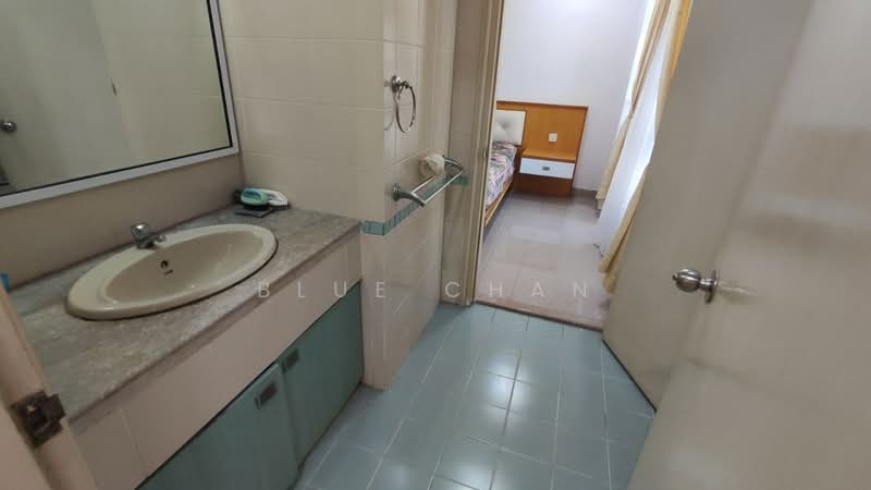 Condominium for Rent at The Straits View Condominium - Blue Chan - PropertyGuru.com.my
