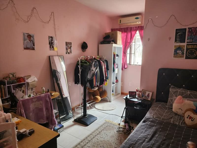 Rumah Teres untuk Dijual di Taman Cheras Idaman (Cheras) - Bryan Lee - Bedroom - PropertyGuru.com.my