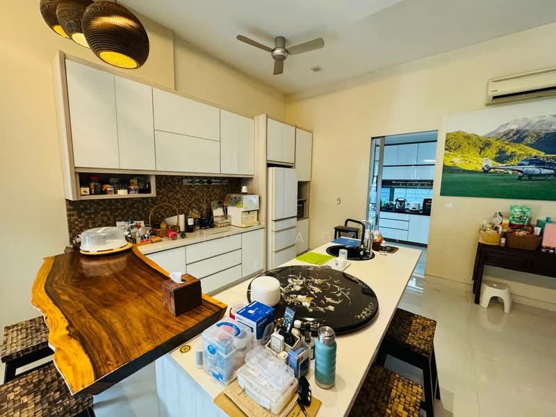 Rumah Berkembar untuk Dijual di Temasya Glenmarie (Glenmarie) - Mohd Fadzli - Kitchen - PropertyGuru.com.my