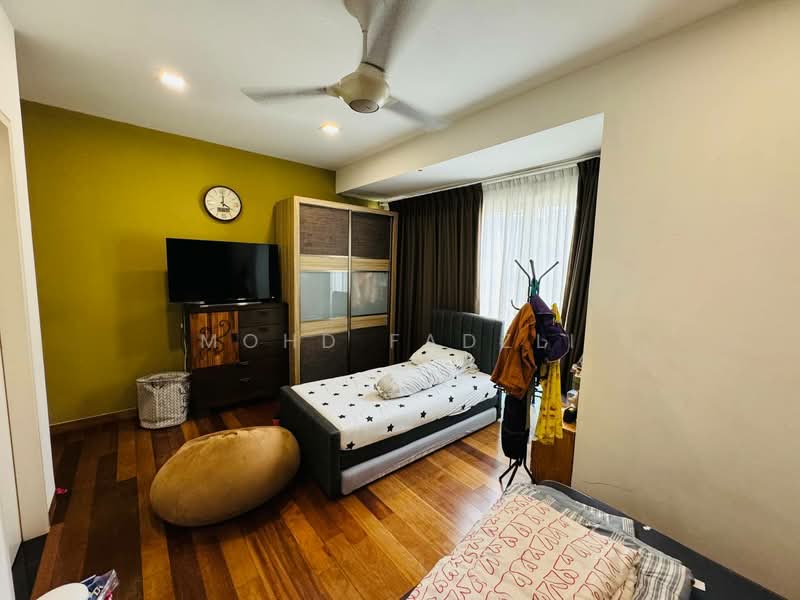 Rumah Berkembar untuk Dijual di Temasya Glenmarie (Glenmarie) - Mohd Fadzli - Bedroom - PropertyGuru.com.my