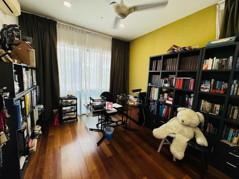 Rumah Berkembar untuk Dijual di Temasya Glenmarie (Glenmarie) - Mohd Fadzli - Study - PropertyGuru.com.my