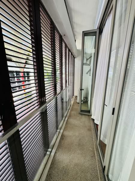 Rumah Berkembar untuk Dijual di Temasya Glenmarie (Glenmarie) - Mohd Fadzli - Balcony - PropertyGuru.com.my
