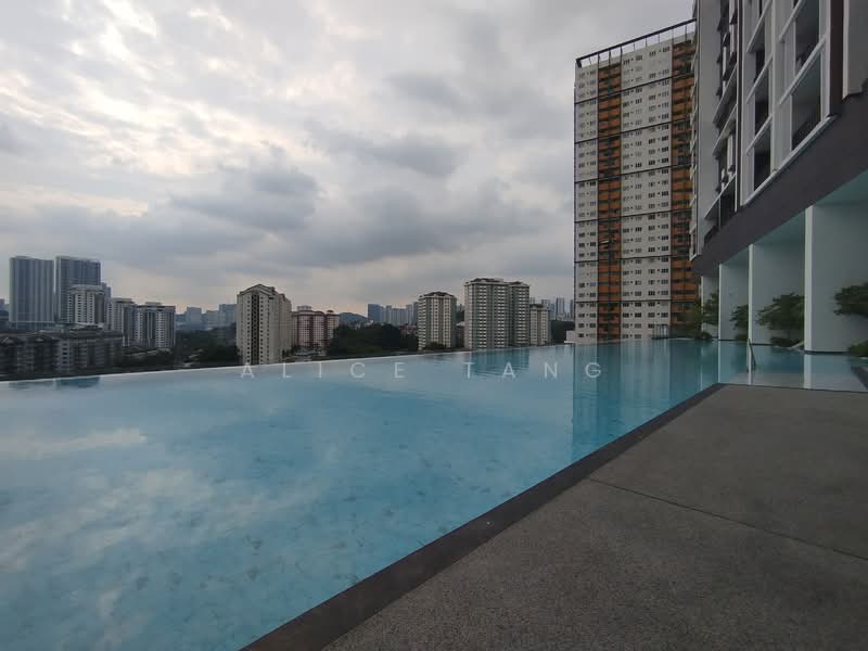 Condominium for Rent at SkyVogue - Alice Tang - Swimming pool - PropertyGuru.com.my