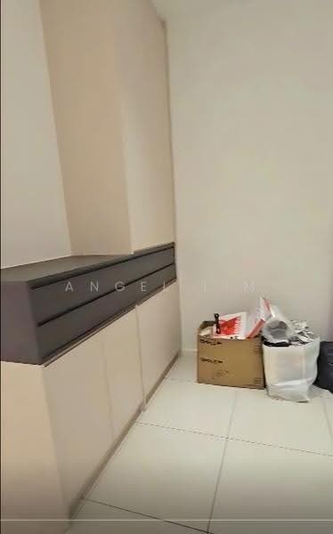 Service Residence for Sale at Duta Park Residences - Angel Lim - Shoe Cabinet - PropertyGuru.com.my