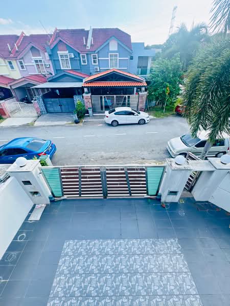 2-storey Terraced House for Sale in Taman Sierra Perdana (Masai) - Carson . - PropertyGuru.com.my