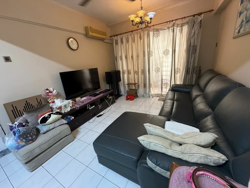 Pangsapuri untuk Dijual di Vista Saujana - Bryan Lee - Living Room - PropertyGuru.com.my