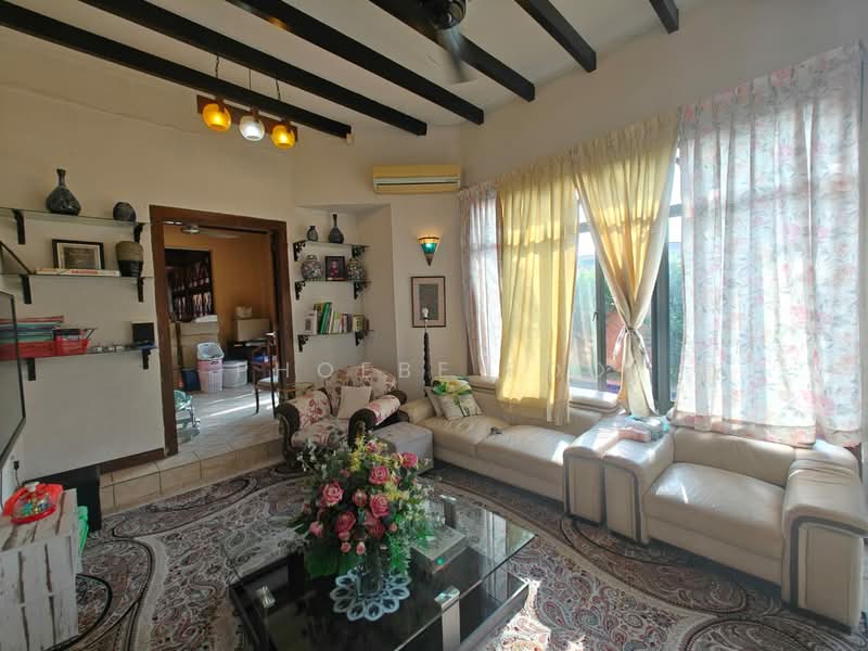 Bungalow for Sale in Taman Kolam Air (Johor Bahru) - Phoebe Foo - Living Room - PropertyGuru.com.my