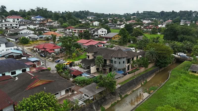 Bungalow for Sale in Taman Kolam Air (Johor Bahru) - Phoebe Foo - Exterior - PropertyGuru.com.my