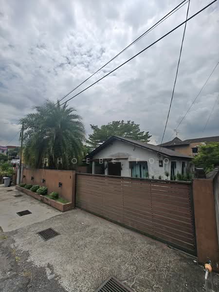 Bungalow for Sale in Taman Kolam Air (Johor Bahru) - Phoebe Foo - Exterior - PropertyGuru.com.my