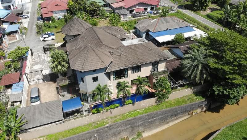 Bungalow for Sale in Taman Kolam Air (Johor Bahru) - Phoebe Foo - Exterior - PropertyGuru.com.my