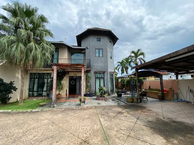 Bungalow for Sale in Taman Kolam Air (Johor Bahru) - Phoebe Foo - Exterior - PropertyGuru.com.my