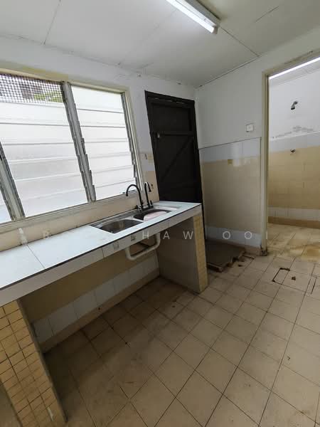 Townhouse for Rent in Taman Crescentia (Simpang Ampat) - Boon Haw Ooi - Kitchen - PropertyGuru.com.my