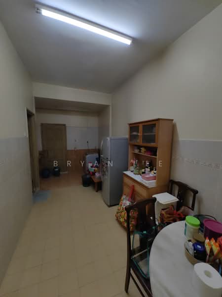 2-storey Terraced House for Sale in Bandar Bukit Puchong 2 (Puchong) - Bryan Lee - Kitchen - PropertyGuru.com.my