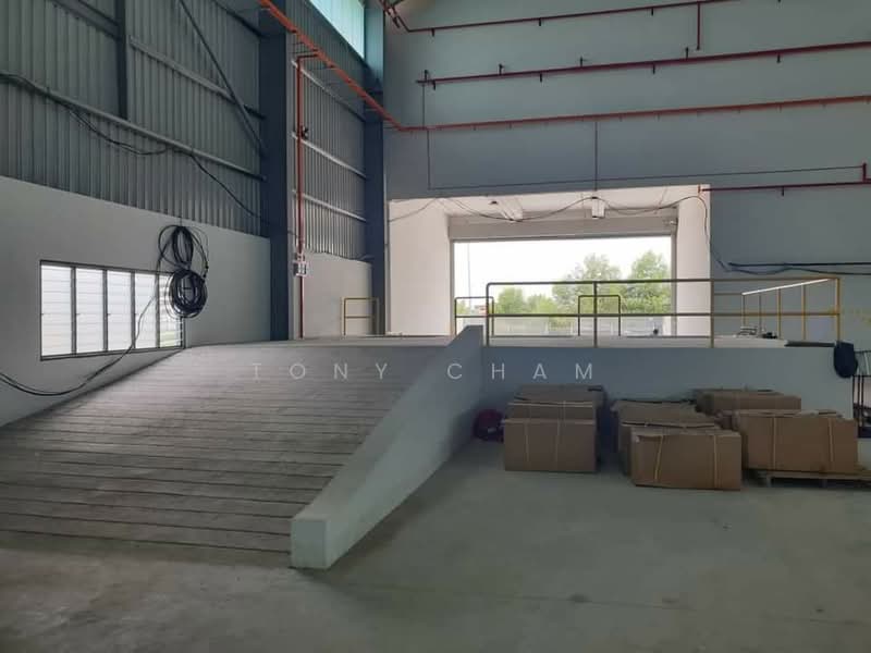 Detached Factory for Rent in Sungai Kapar Indah Industrial Park (Kapar) - Tony Cham - Interior - PropertyGuru.com.my