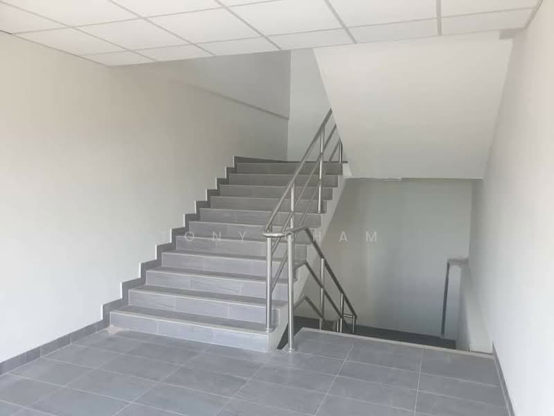 Detached Factory for Rent in Sungai Kapar Indah Industrial Park (Kapar) - Tony Cham - Interior - PropertyGuru.com.my