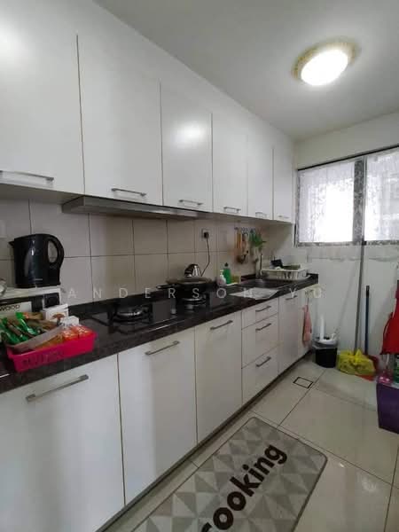 Condominium for Sale at The WaterEdge (Pinggiran Air) - Anderson Yu - Kitchen - PropertyGuru.com.my