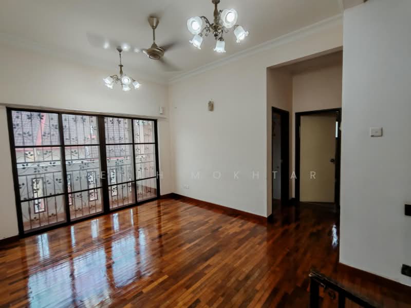Rumah Teres 2.5 Tingkat untuk Dijual di Presint 16 (Putrajaya) - PETAH MOKHTAR - Living Room - PropertyGuru.com.my