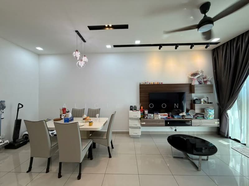 Service Residence for Sale at D'Summit Residences - Alicia Voon - Living Room - PropertyGuru.com.my