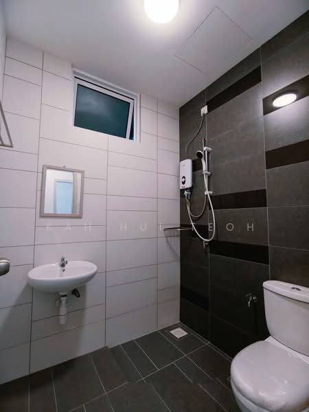 Condominium for Rent at The Sky @ Tripark - Kah Hui Teoh - Bathroom - PropertyGuru.com.my
