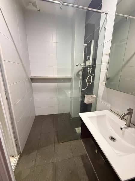 Rumah Teres 1 Tingkat untuk Dijual di Taman Bestari Indah (Ulu Tiram) - Zack Chow - Bathroom - PropertyGuru.com.my