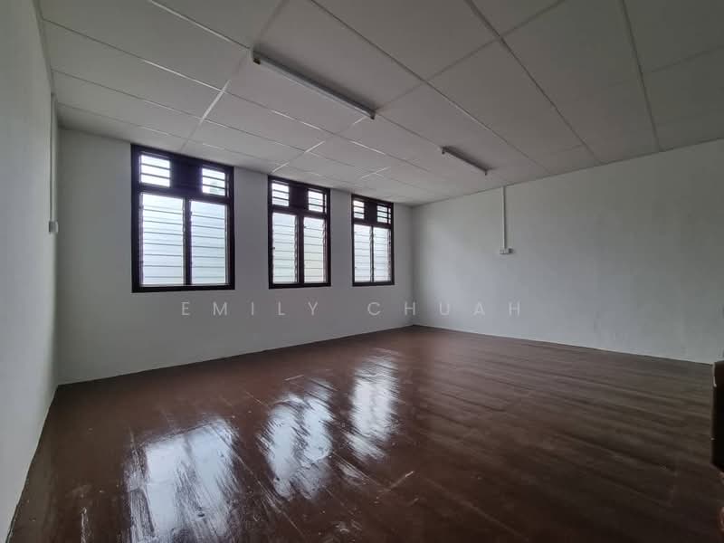 Shop for Rent in George Town (Penang) - Emily Chuah - upstair - PropertyGuru.com.my