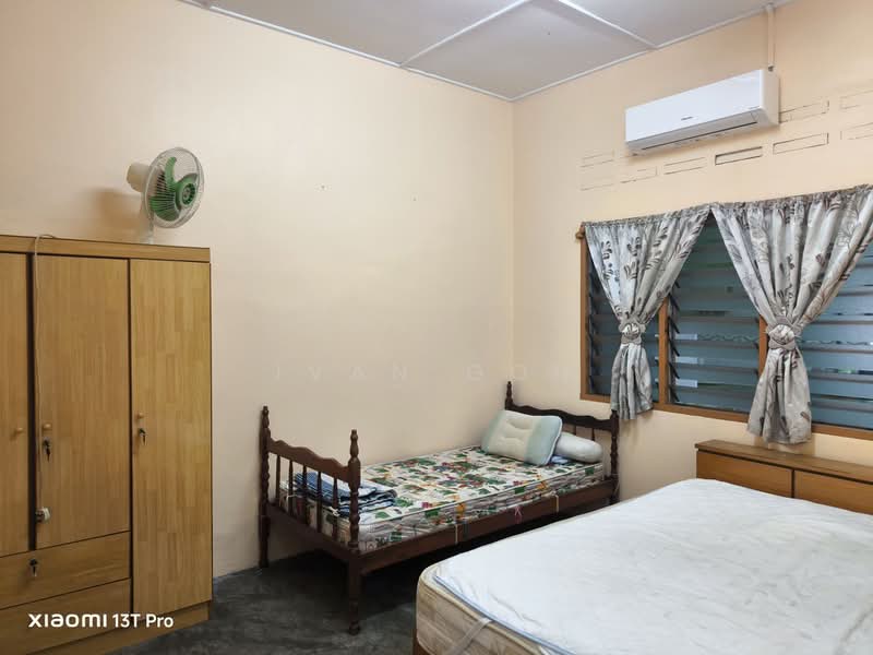 1-storey Terraced House for Sale in Ayer Keroh (Melaka) - Ivan Goh - Bedroom - PropertyGuru.com.my