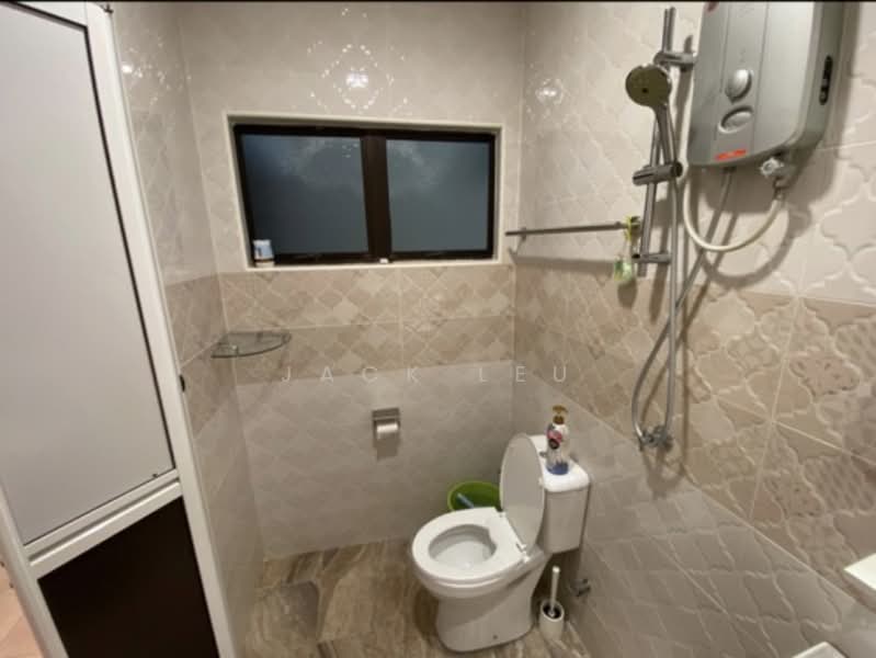 2-storey Terraced House for Sale in Bandar Kinrara Seksyen 6 (Bandar Kinrara) - Jack Leu - Bathroom - PropertyGuru.com.my