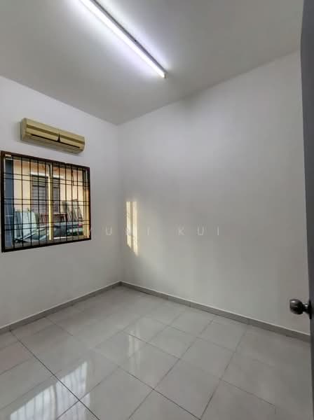 1-storey Terraced House for Rent in Austin (Johor Bahru) - Yumi Kui - PropertyGuru.com.my