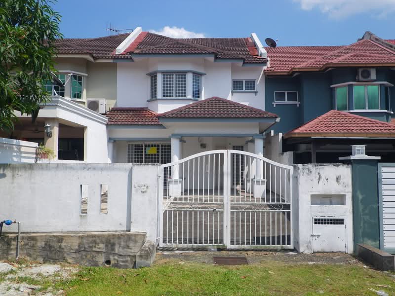 Rumah Teres 2 Tingkat untuk Disewa di Bandar Putra Permai (Seri Kembangan) - Jim Lee - Exterior - PropertyGuru.com.my