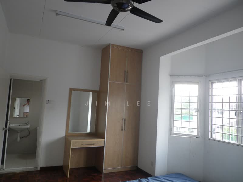 Rumah Teres 2 Tingkat untuk Disewa di Bandar Putra Permai (Seri Kembangan) - Jim Lee - Bedroom - PropertyGuru.com.my