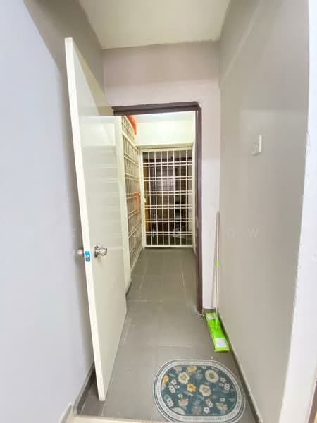Pangsapuri untuk Disewa di Abdullah Hukum Apartment - Desmond Low - PropertyGuru.com.my