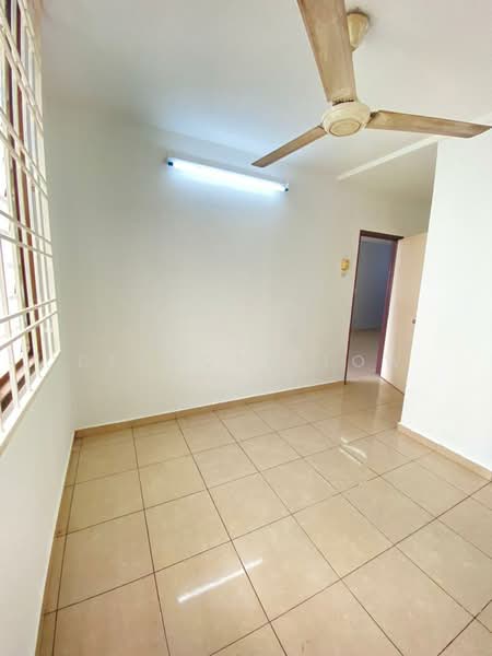 Pangsapuri untuk Disewa di Abdullah Hukum Apartment - Desmond Low - PropertyGuru.com.my
