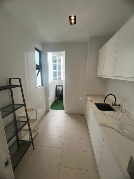 Servis Apartment untuk Disewa di H2O Residences - Yao Tan - Kitchen - PropertyGuru.com.my