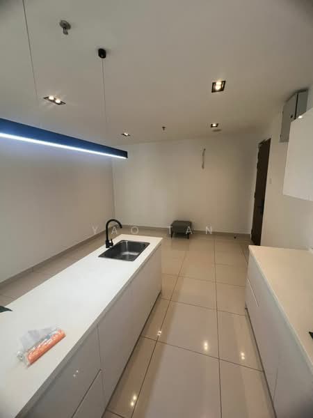 Servis Apartment untuk Disewa di H2O Residences - Yao Tan - Kitchen - PropertyGuru.com.my