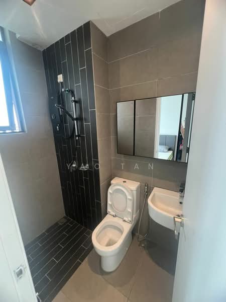 Servis Apartment untuk Disewa di H2O Residences - Yao Tan - Bathroom - PropertyGuru.com.my