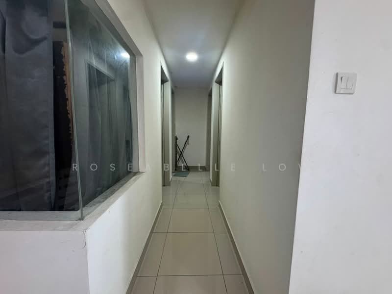 Kondominium untuk Dijual di Mutiara Ville - Roseabelle Low - Corridor - PropertyGuru.com.my
